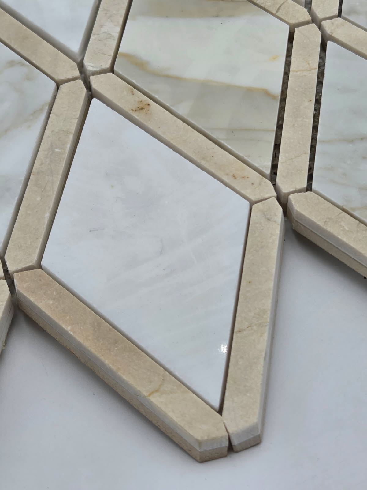 Industry Tile Natural Stone Waterjet Mosaic ( 5 pc per case) 2551